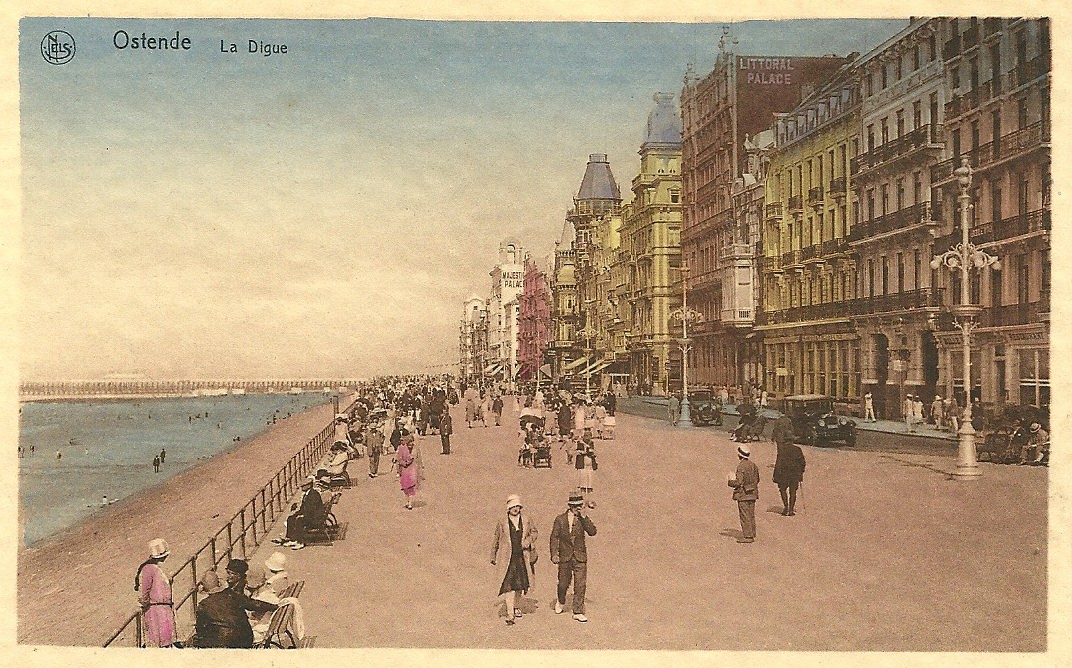 Ostende-vue_de_la_digue-vers_1920-_06